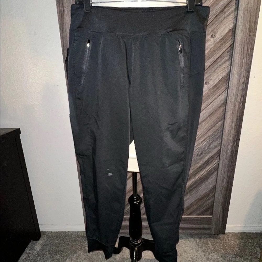 Scrub pants